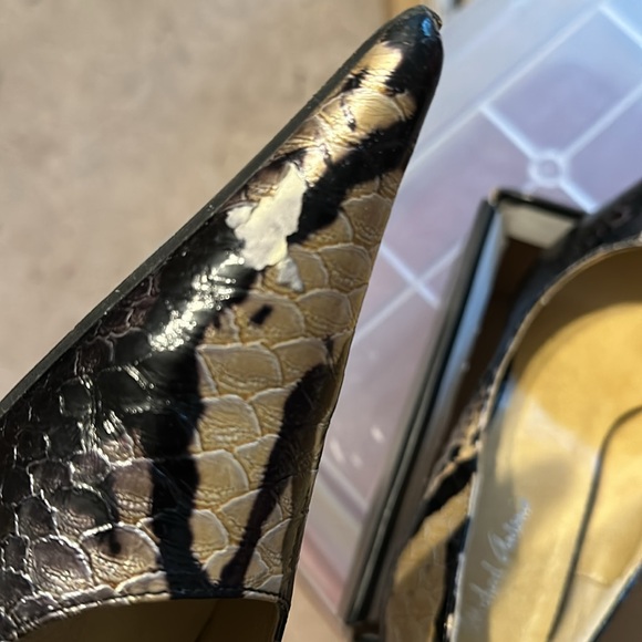 Michael Antonio. Gently worn, but now has defects. Sz. 9. Blk/champagne/lavender - Picture 4 of 9